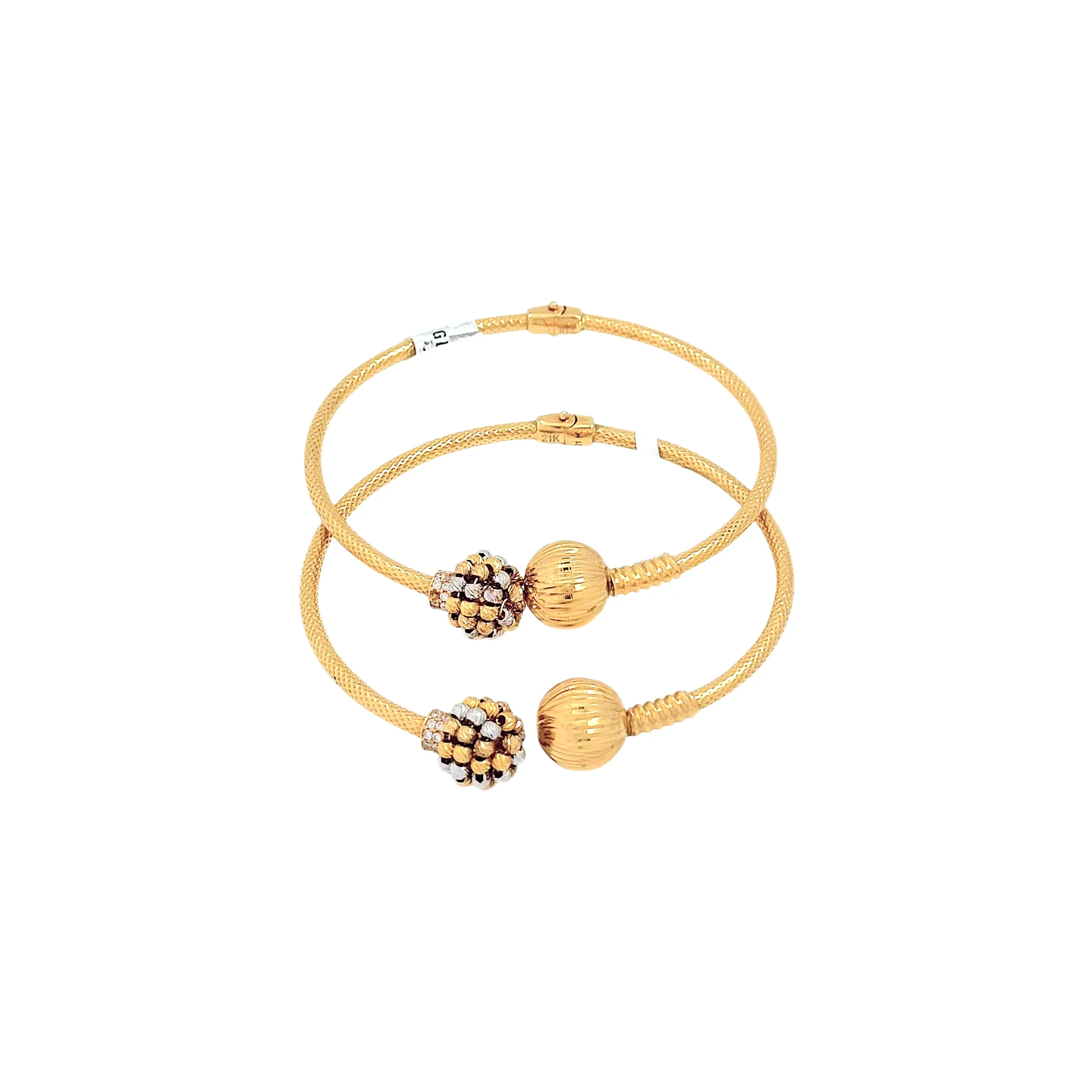BRACELETS 21K